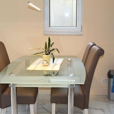 Ferienwohnung Bei Heidelberg Mauer Luaran gambar