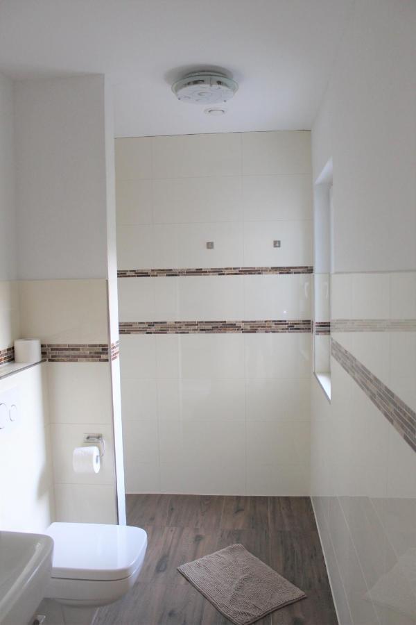 Ferienwohnung Bei Heidelberg Mauer Luaran gambar