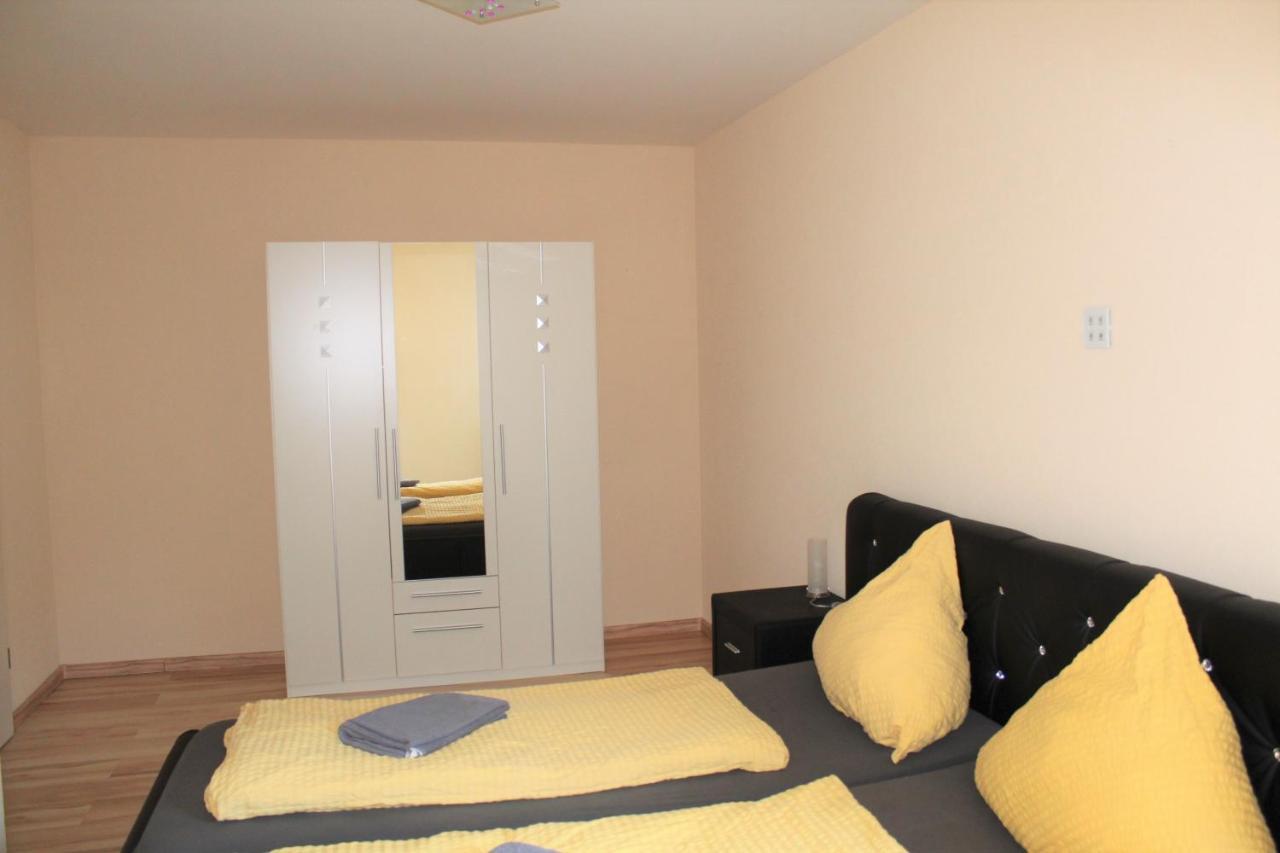 Ferienwohnung Bei Heidelberg Mauer Luaran gambar